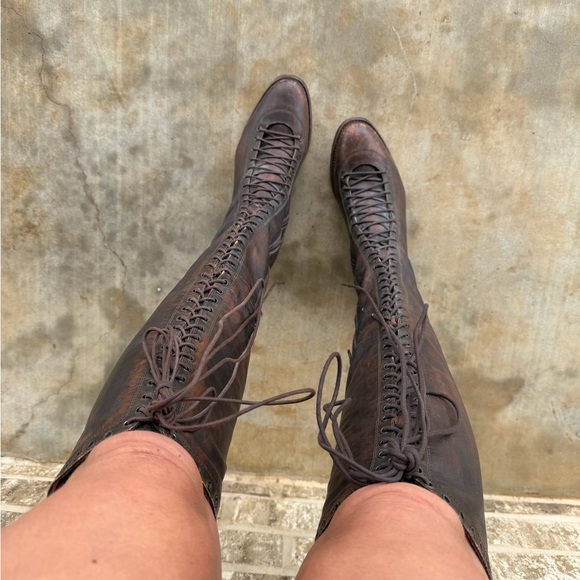 Free People Caspian Boots Sz 9 Brown studded excellent condition priced - Picture 3 of 10